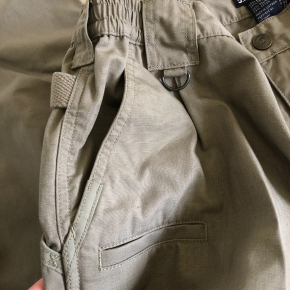 NWOT Men's 5.11 tacitical pants, waist 34in - Picture 4 of 4
